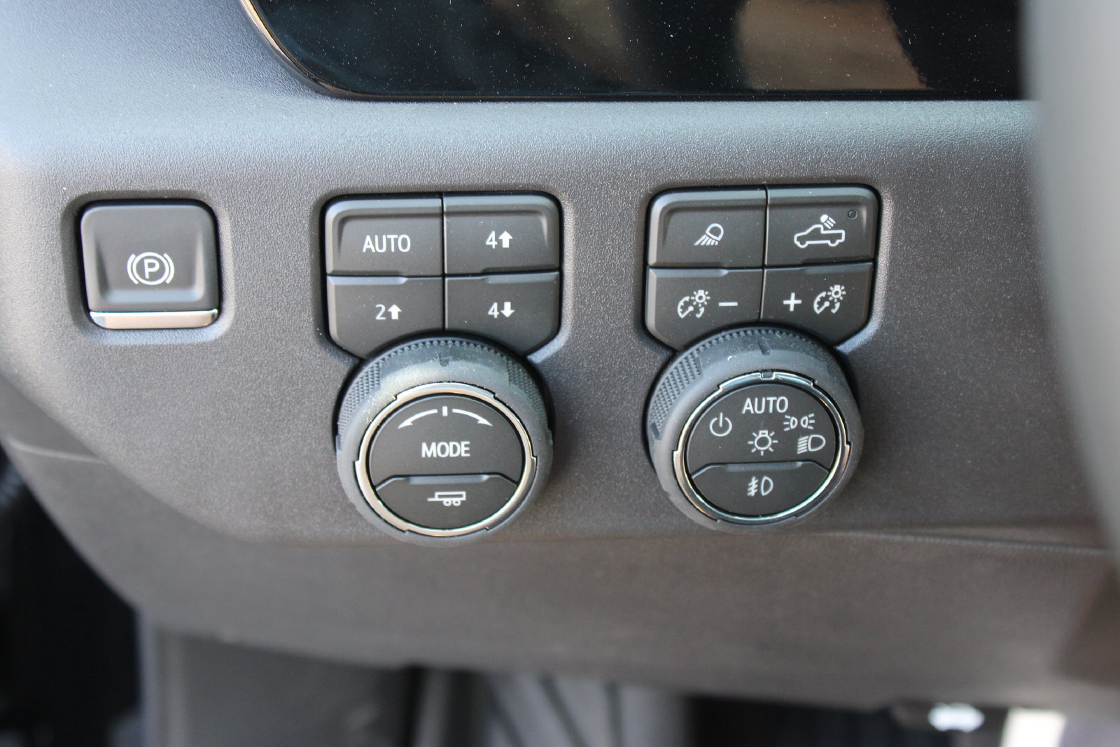 New 2026 Chevrolet Silverado 1500 RST w/ Safety Package AWD/4WD image 21