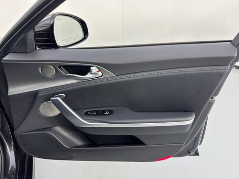 Used 2020 Kia Stinger GT2 image 45