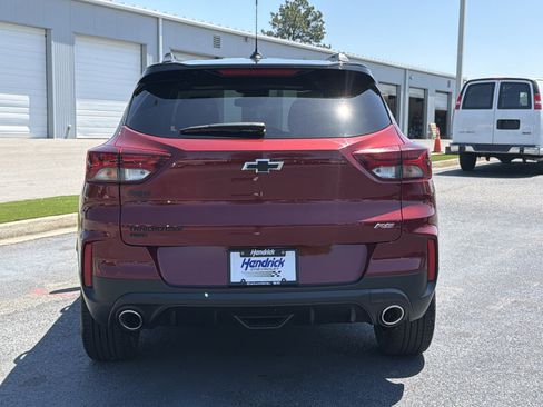 Used 2023 Chevrolet TrailBlazer RS w/ Convenience Package AWD/4WD image 11