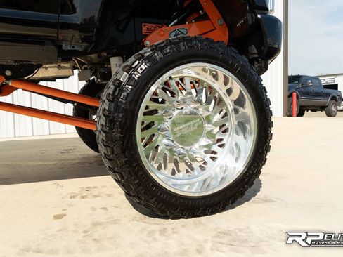 Used 2022 Ford F350 Platinum AWD/4WD image 17