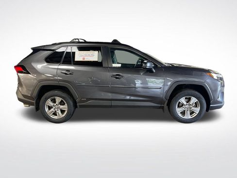 Certified 2024 Toyota RAV4 LE AWD/4WD image 6