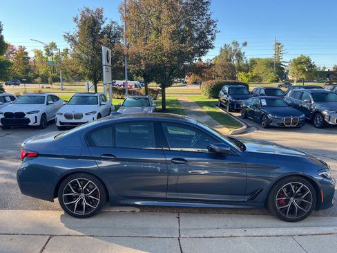 Certified 2023 BMW M550i xDrive w/ Dynamic Handling Package image 6