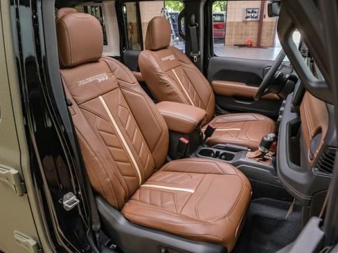 Used 2024 Jeep Wrangler Unlimited Rubicon 392 image 80