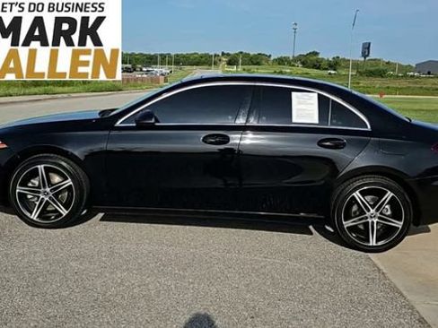 Used 2022 Mercedes-Benz A 220 4MATIC image 5