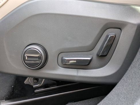 New 2026 Volvo XC60 B5 Core w/ Protection Package Premier image 24