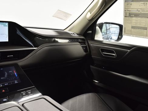 New 2026 INFINITI QX80 Luxe w/ Cargo Package image 15