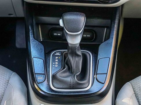 Certified 2023 Kia Soul LX w/ LX Technology Package image 13