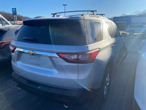 Used 2020 Chevrolet Traverse LT image 4