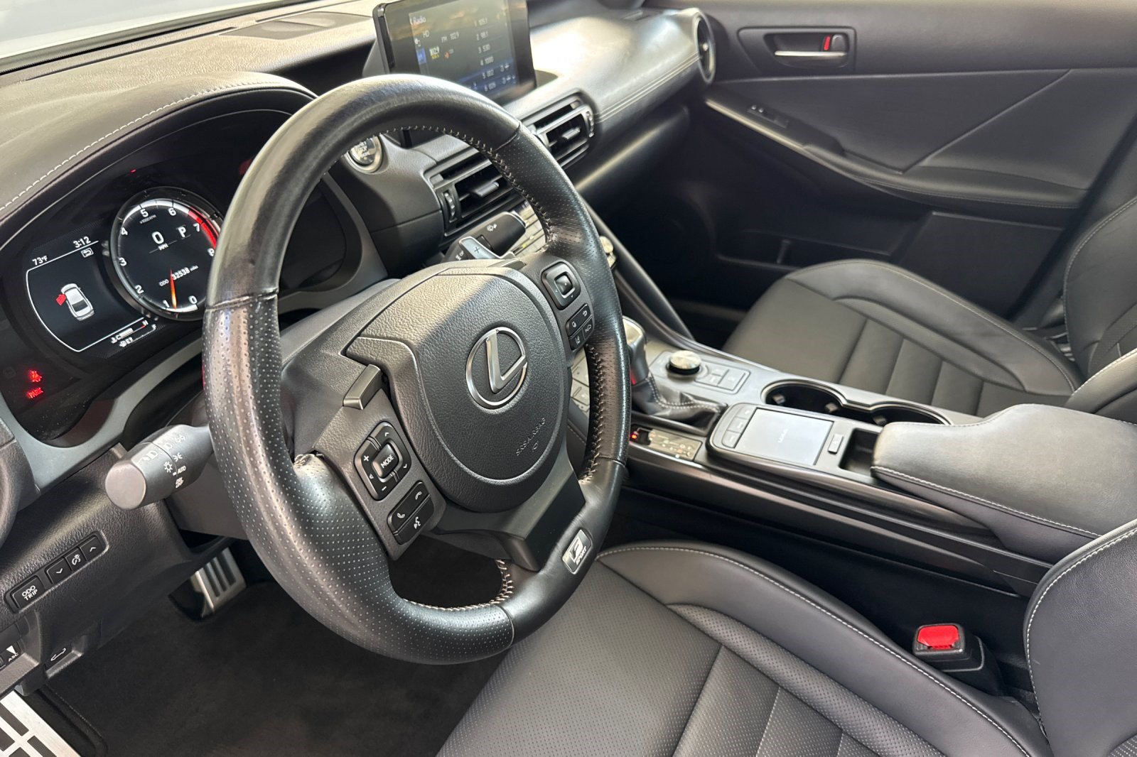 Certified 2024 Lexus IS 350 F Sport RWD image 11