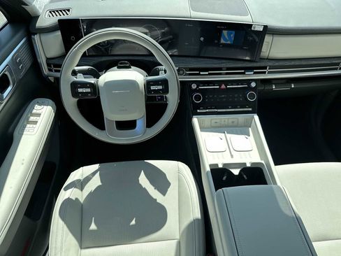 New 2026 Hyundai Santa Fe Calligraphy FWD image 11
