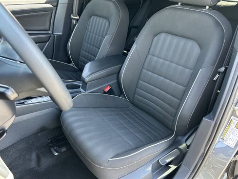 Used 2023 Volkswagen Jetta Sport FWD image 16