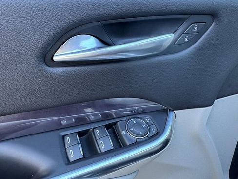 Used 2020 Cadillac XT4 Luxury image 5