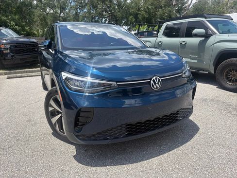 Used 2023 Volkswagen ID.4 Pro AWD/4WD image 5