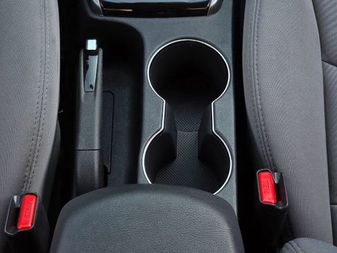 Used 2013 Hyundai Elantra GLS w/ Preferred Pkg image 21