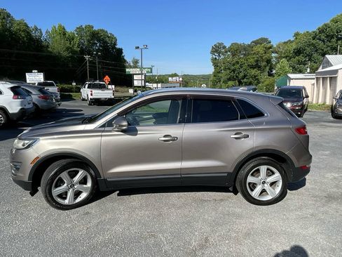 Used 2018 Lincoln MKC Premiere AWD/4WD image 4