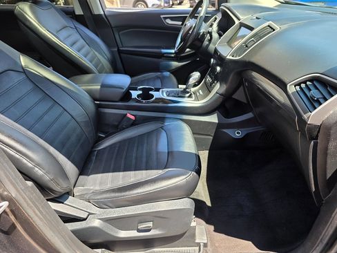 Used 2016 Ford Edge SEL w/ Equipment Group 201A FWD image 15