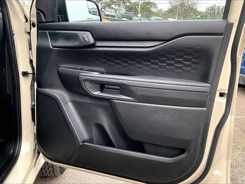 Used 2025 Ford Ranger XL image 22