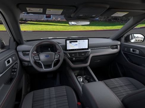New 2026 Ford Explorer ST-Line w/ ST-Line Street Pack AWD/4WD image 9