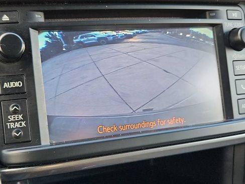 Used 2013 Toyota Highlander Limited AWD/4WD image 29