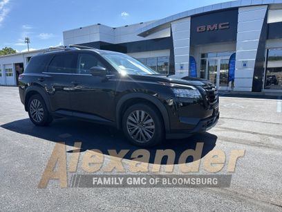 Used 2023 Nissan Pathfinder SL w/ SL Premium Package