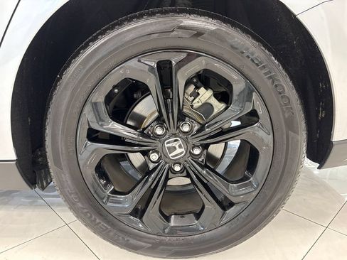 Used 2025 Honda Accord SE image 37