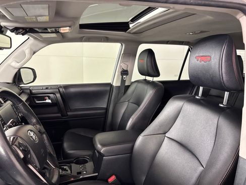 Used 2024 Toyota 4Runner TRD Off-Road Premium w/ Moonroof Package AWD/4WD image 28