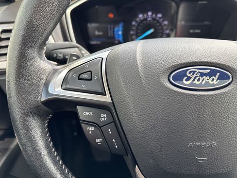 Used 2019 Ford Fusion SE w/ Equipment Group 151A image 24