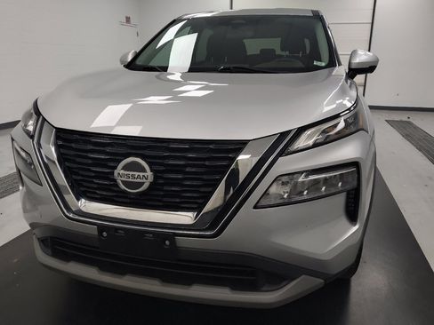 Used 2021 Nissan Rogue SV AWD/4WD image 15
