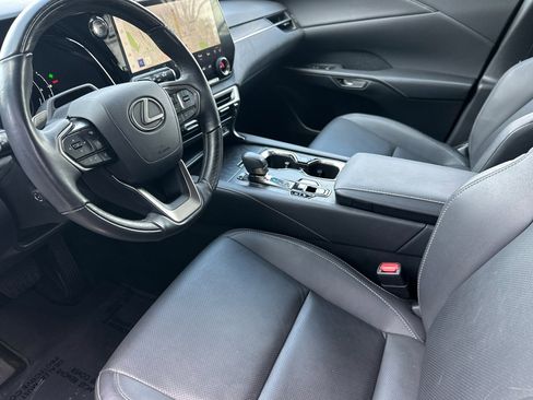 Certified 2023 Lexus RX 350h w/ Cold Area Package image 11