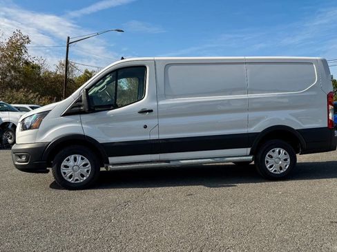 Used 2024 Ford Transit 250 Low Roof w/ Exterior Upgrade Package image 6