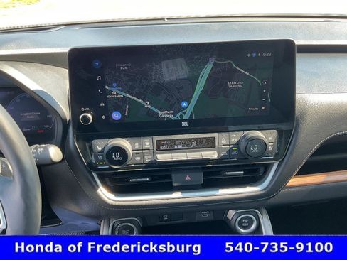 Used 2025 Toyota Grand Highlander AWD image 38