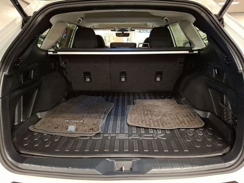 Used 2024 Subaru Outback Premium w/ Popular Package #1 image 28