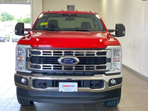 New 2026 Ford F350 XLT w/ FX4 Off-Road Package AWD/4WD image 10