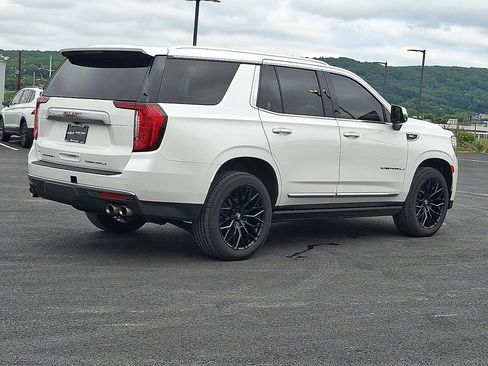 Used 2022 GMC Yukon Denali AWD/4WD image 6