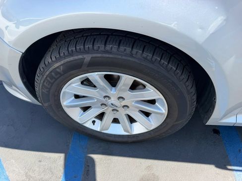 Used 2011 Ford Flex SEL w/ Rapid Spec Order Code FWD image 36