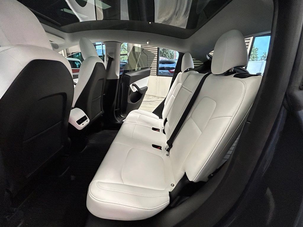 Used 2021 Tesla Model Y Performance AWD/4WD image 51