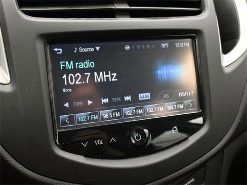 Used 2015 Chevrolet Trax LS w/ LPO, Cargo Package image 17