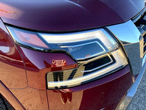 Used 2023 Nissan Armada Platinum w/ Captain's Chairs Package image 26