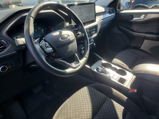 Used 2023 Ford Escape Active w/ Tech Pack #2 AWD/4WD image 11