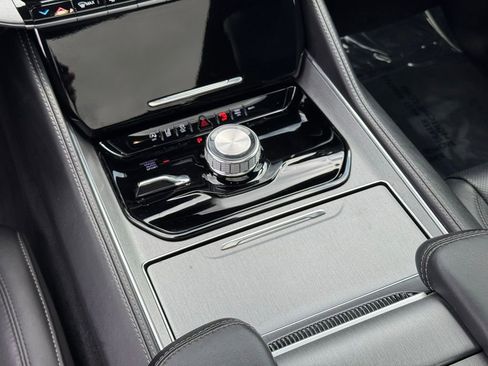 Used 2023 Jeep Wagoneer Series II image 20