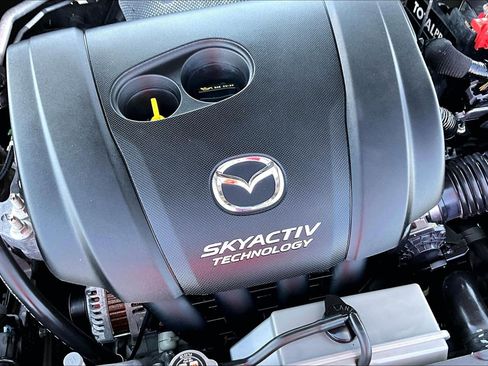 Used 2017 MAZDA MAZDA3 Touring FWD image 29