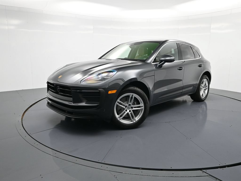 Used 2026 Porsche Macan AWD/4WD image 1