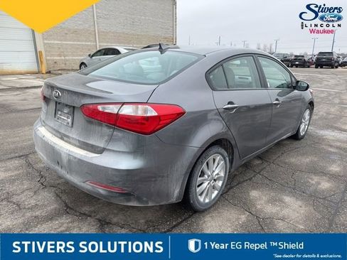Used 2016 Kia Forte LX w/ LX Popular Plus Package image 4