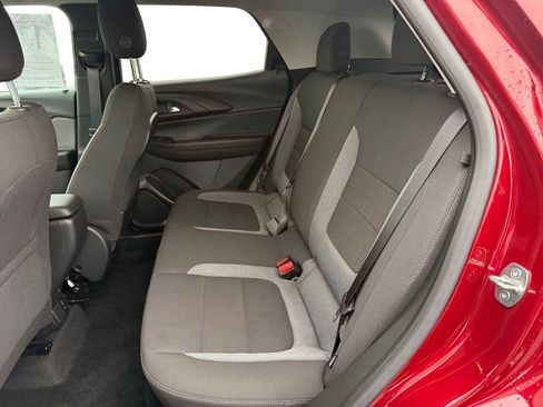Certified 2023 Chevrolet TrailBlazer LT w/ LPO, Blackout Package image 16