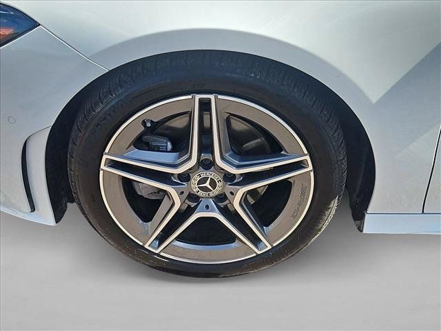 Used 2021 Mercedes-Benz CLA 250 image 23