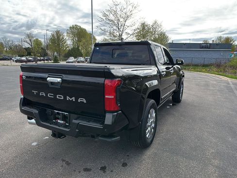 New 2026 Toyota Tacoma Limited AWD/4WD image 9