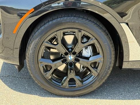 Used 2026 BMW X7 xDrive40i w/ Premium Package AWD/4WD image 14