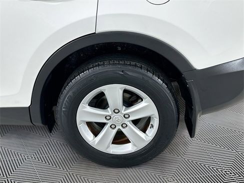 Used 2014 Toyota RAV4 XLE image 20