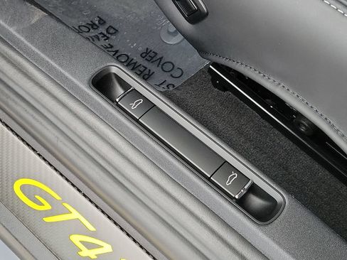 Certified 2024 Porsche 718 Cayman GT4 RS RWD image 24
