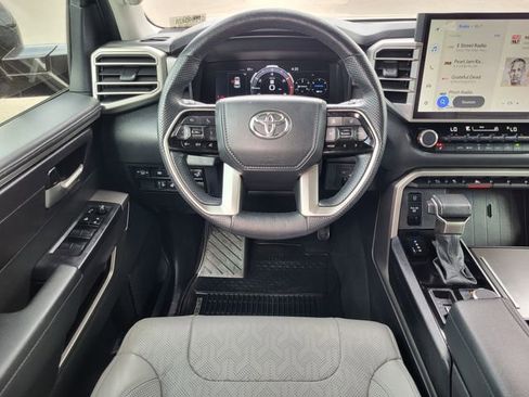 Used 2024 Toyota Sequoia SR5 w/ SR5 Premium Package AWD/4WD image 26
